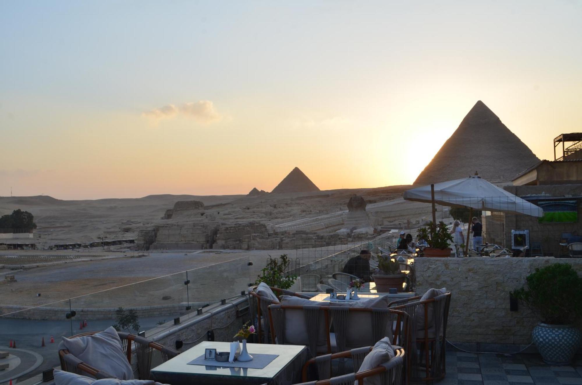 Queen Cleopatra Pyramids View Kafret el-Gabal Exteriér fotografie