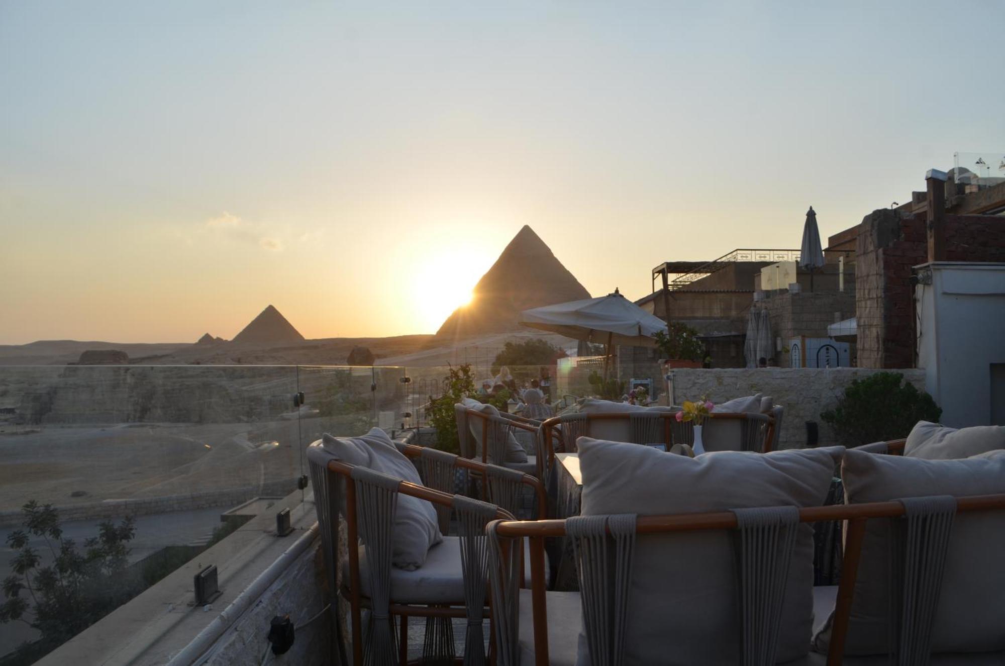 Queen Cleopatra Pyramids View Kafret el-Gabal Exteriér fotografie
